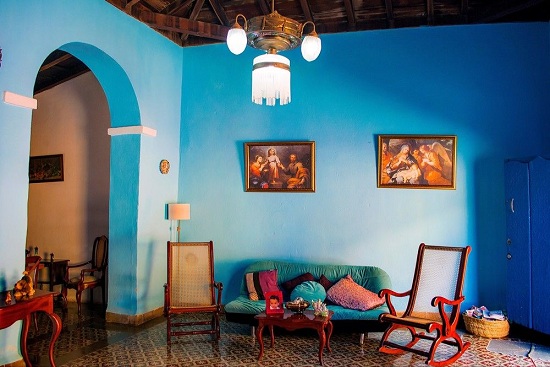 'Living room' Casas particulares are an alternative to hotels in Cuba.